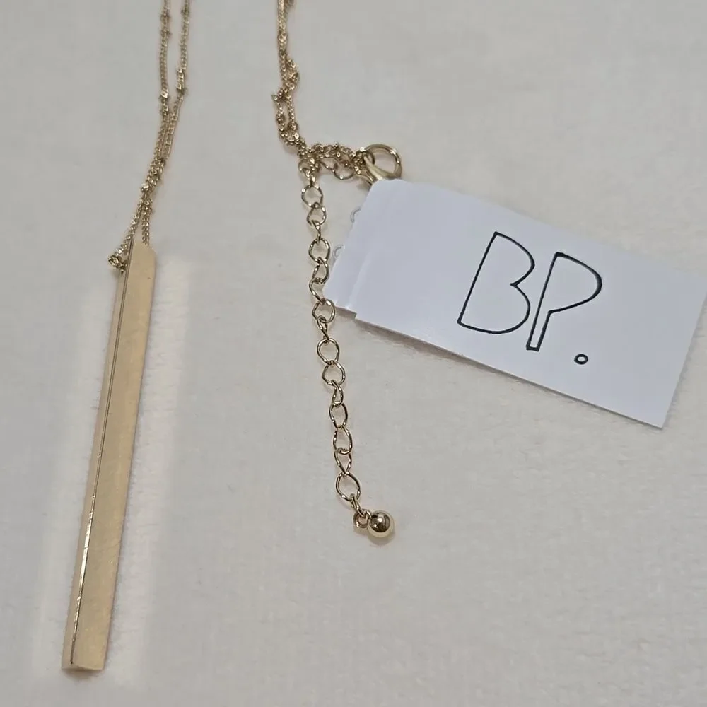 Pyramid Bar Pendant Necklace